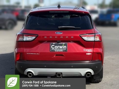 Used 2020 Ford Escape Titanium AWD/4WD image 18
