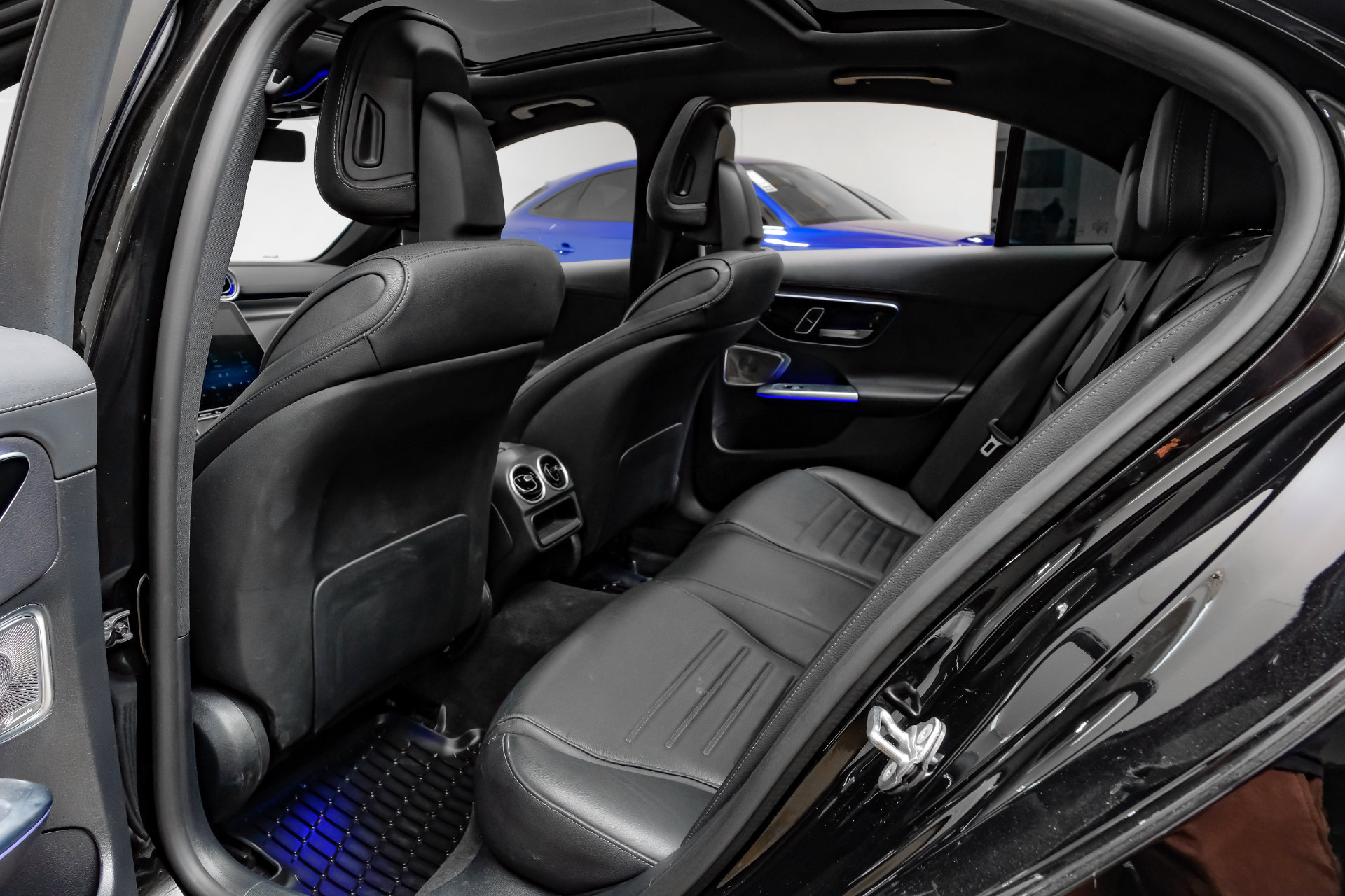 Used 2023 Mercedes-Benz C 43 AMG 4MATIC Sedan image 38