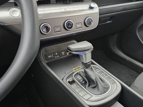 New 2026 Hyundai Kona SE image 20