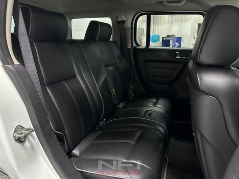 Used 2006 HUMMER H3 image 36