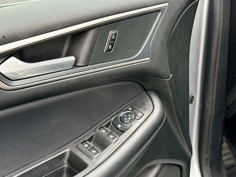 Certified 2024 Ford Edge SEL w/ Convenience Package image 8