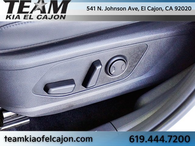 Certified 2025 Kia Sportage EX AWD/4WD image 17