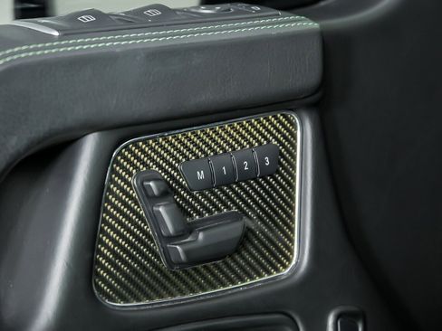 Used 2018 Mercedes-Benz G 63 AMG 4MATIC w/ Alien Green Edition image 19