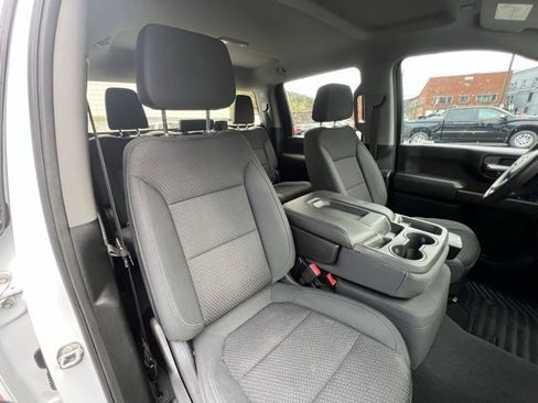 Used 2020 Chevrolet Silverado 2500 Custom w/ Custom Convenience Package image 14