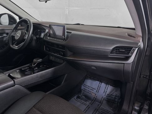 Used 2023 Nissan Rogue SV image 26