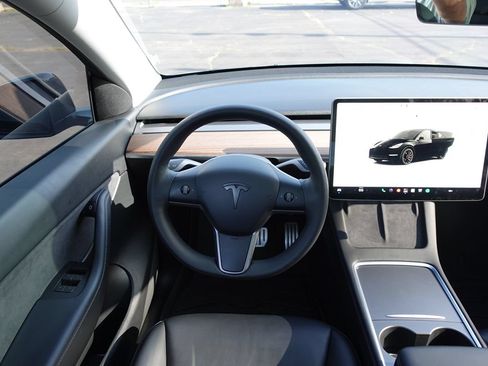 Used 2022 Tesla Model Y Performance AWD/4WD image 34
