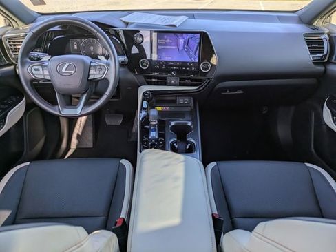 Used 2023 Lexus NX 250 FWD image 16
