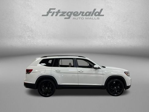 Used 2022 Volkswagen Atlas SE FWD image 9