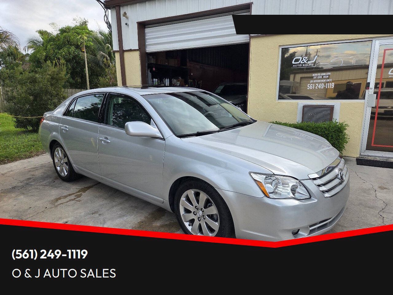Used 2007 Toyota Avalon XLS FWD image 1