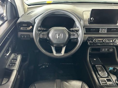 Used 2024 Honda Pilot EX-L image 9