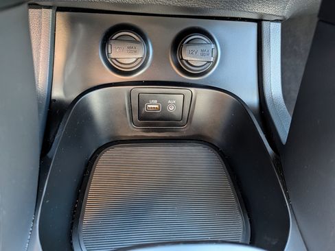 Used 2017 Hyundai Santa Fe Sport image 31