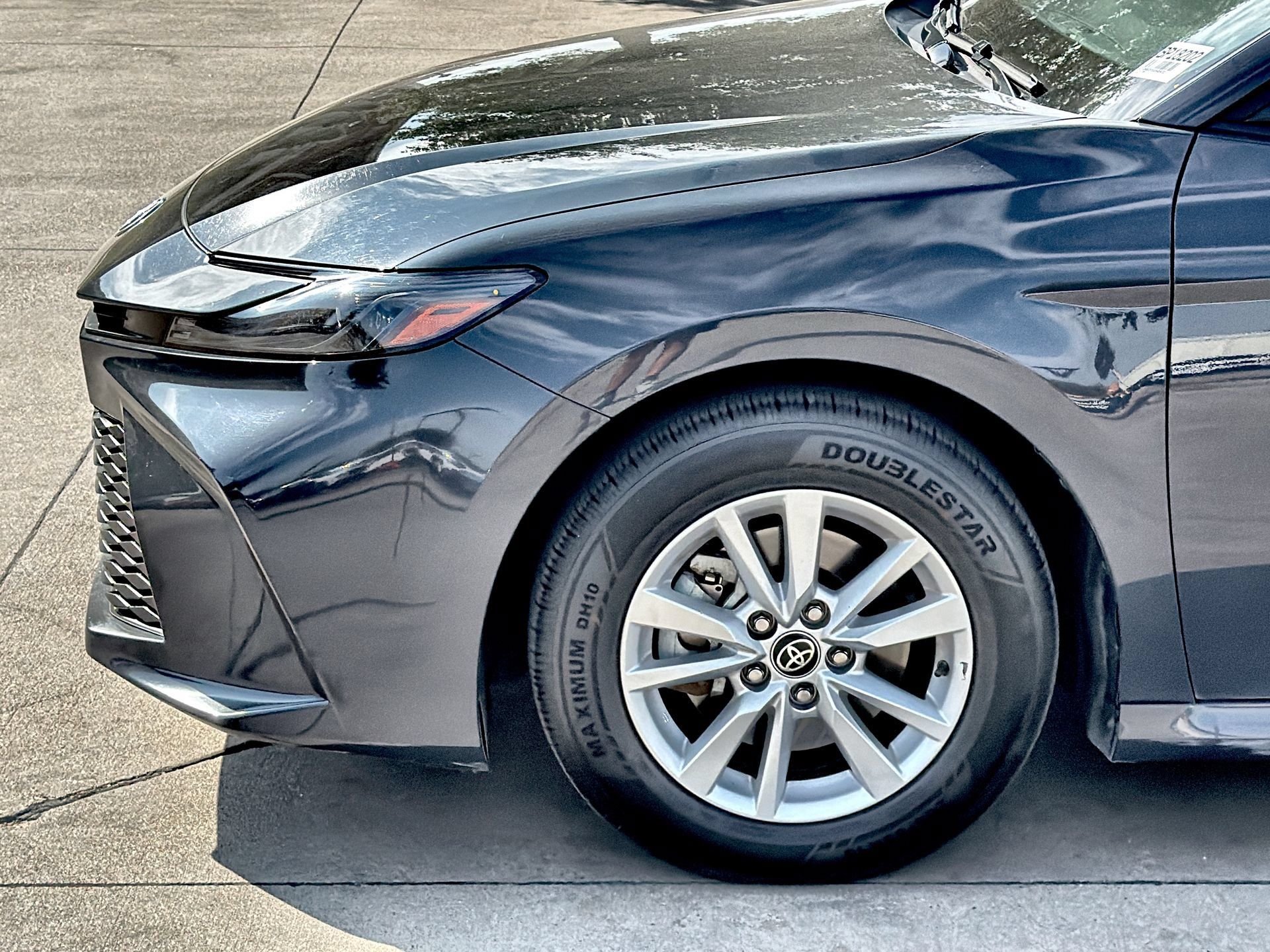 Used 2025 Toyota Camry LE FWD image 10