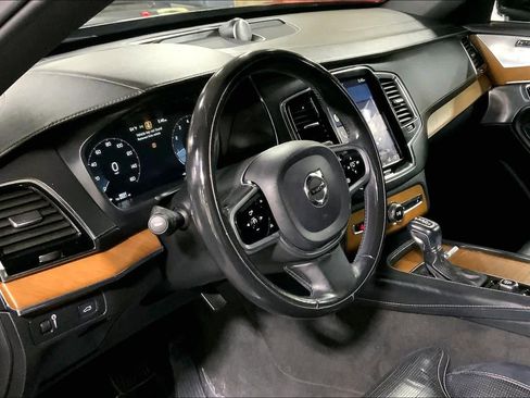 Used 2018 Volvo XC90 T6 Inscription w/ Convenience Package image 18