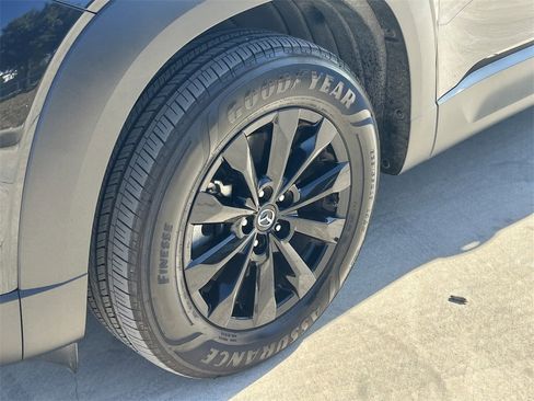 Used 2025 MAZDA CX-50 AWD 2.5 S w/ Preferred Package image 9