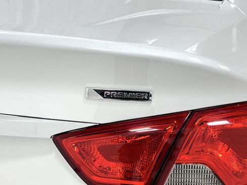 Used 2017 Chevrolet Impala Premier image 38