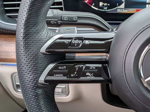 Certified 2025 Mercedes-Benz GLS 450 450 image 20