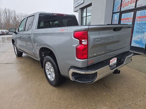 Used 2025 Chevrolet Silverado 1500 LT AWD/4WD image 7