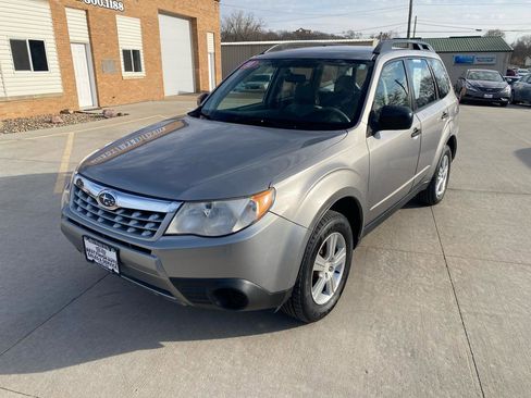 Used 2011 Subaru Forester 2.5X w/ Alloy Wheel Value Pkg AWD/4WD image 2