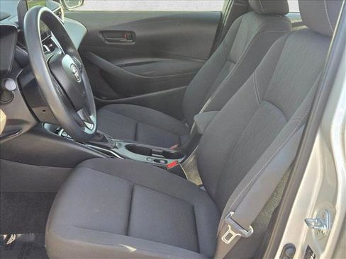Used 2025 Toyota Corolla LE image 15