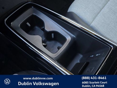 Used 2023 Volkswagen ID.4 Pro RWD image 17