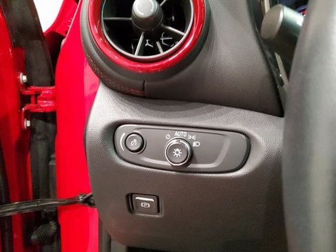 Used 2022 Chevrolet Blazer RS image 30