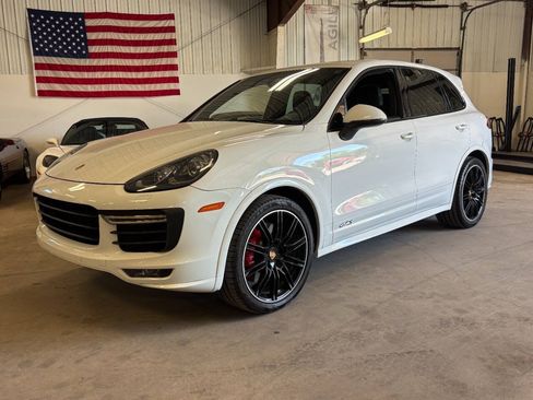 Used 2016 Porsche Cayenne GTS AWD/4WD image 1