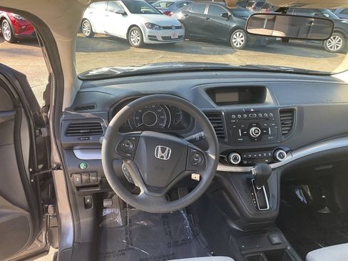 Used 2015 Honda CR-V LX image 12