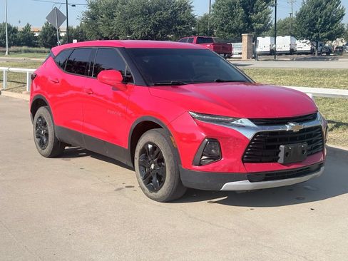 Used 2019 Chevrolet Blazer LT FWD image 1