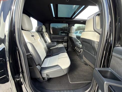 Used 2024 Ford F150 Lightning Platinum image 11