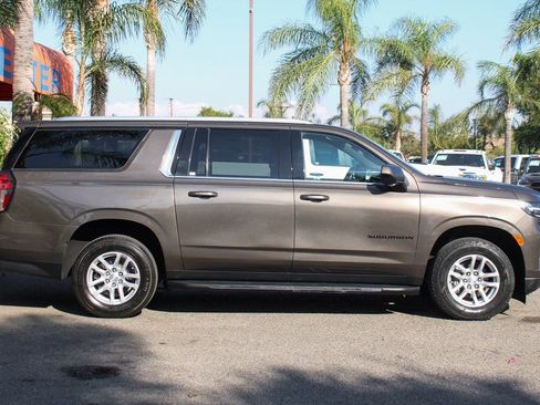 Used 2021 Chevrolet Suburban LS w/ Driver Alert Package image 11