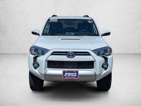Used 2021 Toyota 4Runner TRD Off-Road AWD/4WD image 2