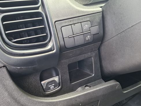 Used 2023 RAM ProMaster 1500 FWD image 9