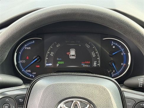 Certified 2025 Toyota RAV4 LE image 16