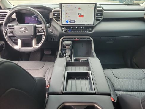 Used 2024 Toyota Tundra Limited AWD/4WD image 12