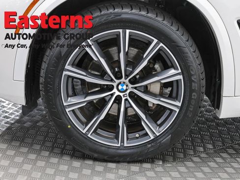 Used 2023 BMW X5 xDrive40i w/ M Sport Package AWD/4WD image 34