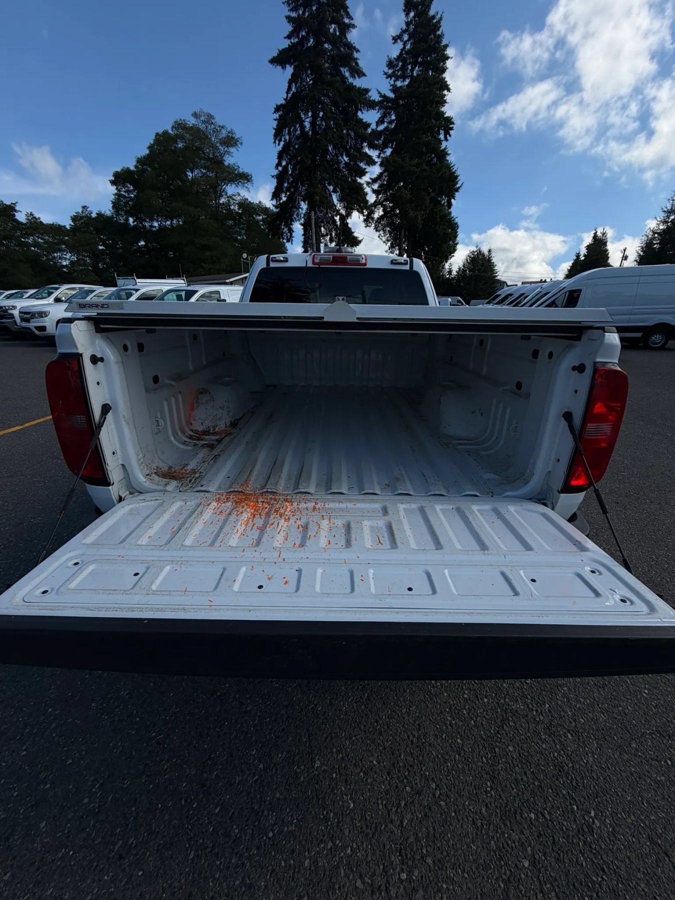 Used 2022 Chevrolet Colorado LT w/ Fleet Safety Package AWD/4WD image 16
