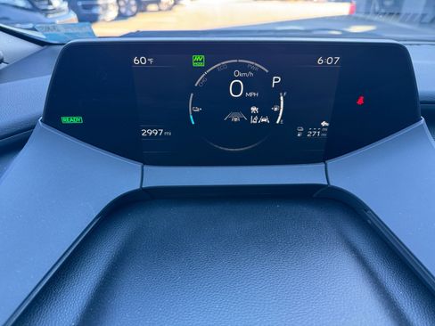 Used 2024 Toyota Prius Prime Premium image 10