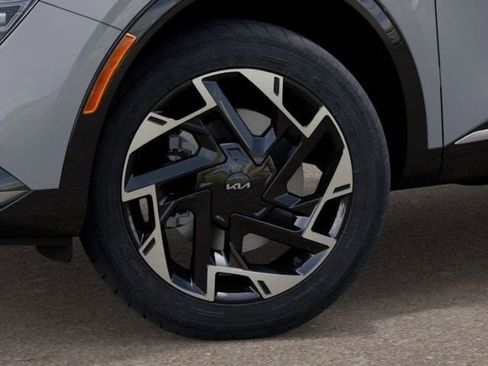 New 2025 Kia Sportage SX image 9