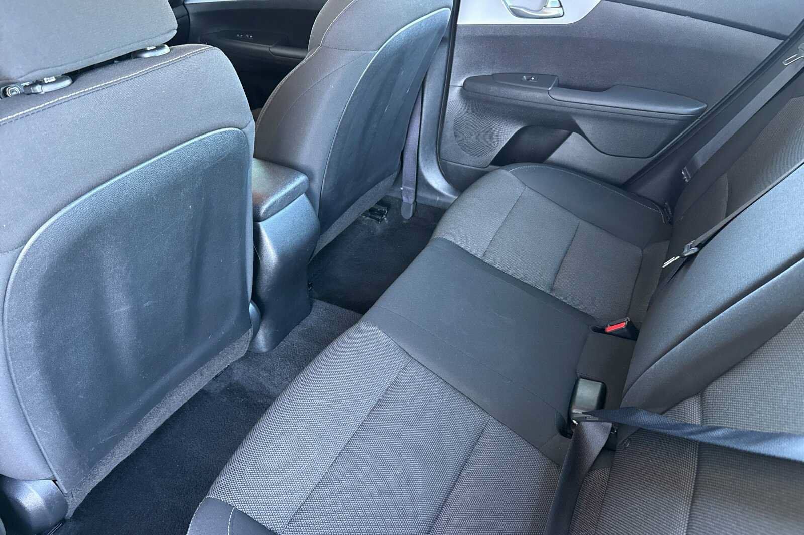 Used 2024 Kia Forte LXS FWD image 12