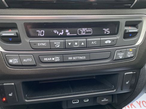 Used 2025 Honda Ridgeline TrailSport image 24