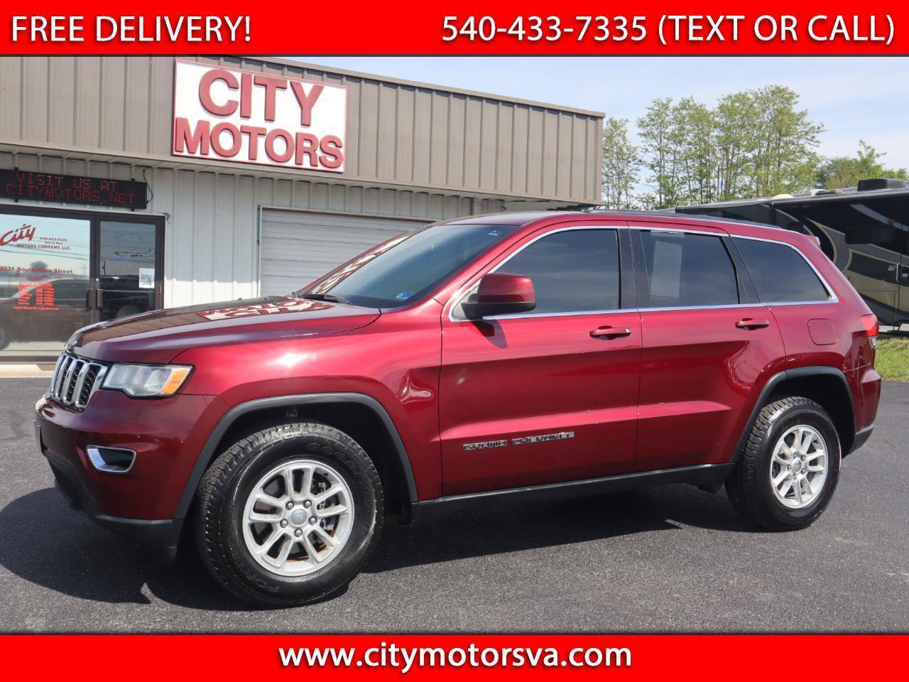 Used 2018 Jeep Grand Cherokee Laredo AWD/4WD image 1