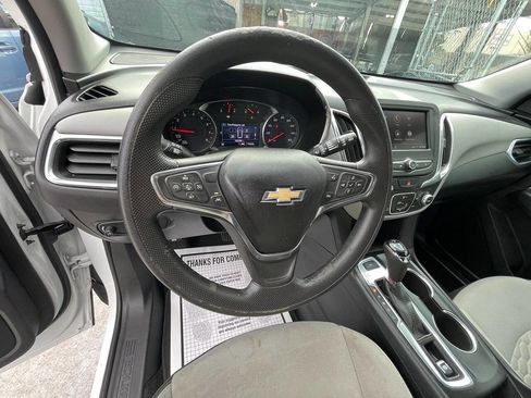 Used 2020 Chevrolet Equinox LT image 13