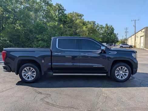Used 2023 GMC Sierra 1500 Denali w/ Technology Package AWD/4WD image 6