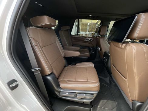 Certified 2024 Chevrolet Tahoe High Country w/ Premium Package 2 image 27