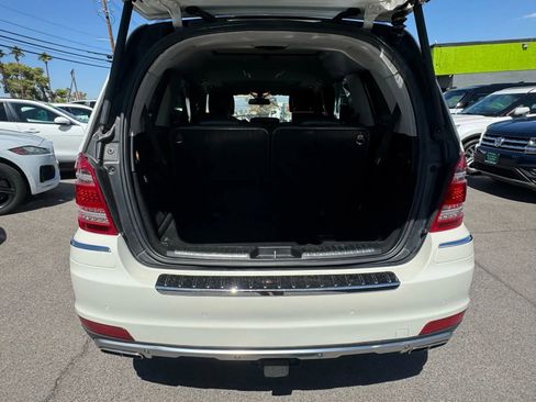 Used 2012 Mercedes-Benz GL 550 4MATIC image 33