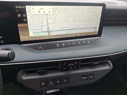 New 2026 Nissan Leaf SV+ w/ Floor Mat Package (SV+) FWD image 11
