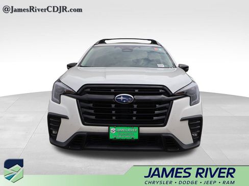 Used 2023 Subaru Ascent Onyx Edition AWD/4WD image 7