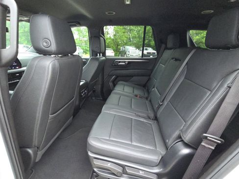 Used 2025 Chevrolet Tahoe LT AWD/4WD image 28