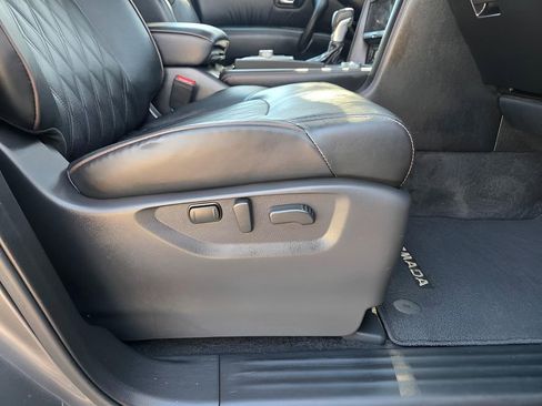 Used 2021 Nissan Armada Platinum w/ Captain's Chairs Package image 14