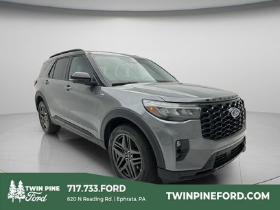 Used 2025 Ford Explorer ST-Line w/ ST-Line Street Pack